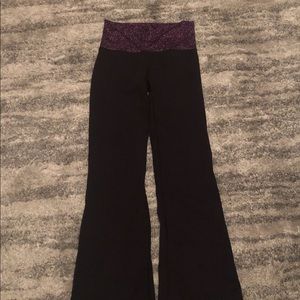 3 for $10💕 Lululemon black flare yoga pants